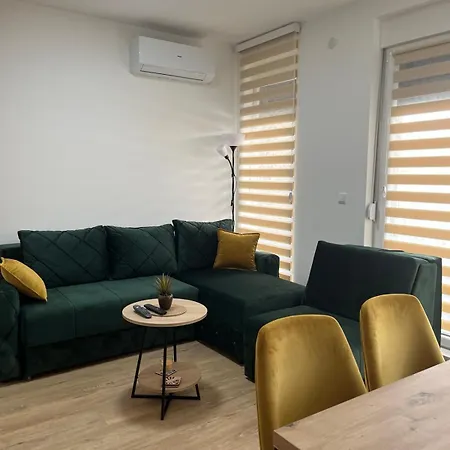 Todor Apartment *
