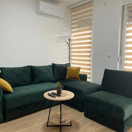 Todor Apartment *
